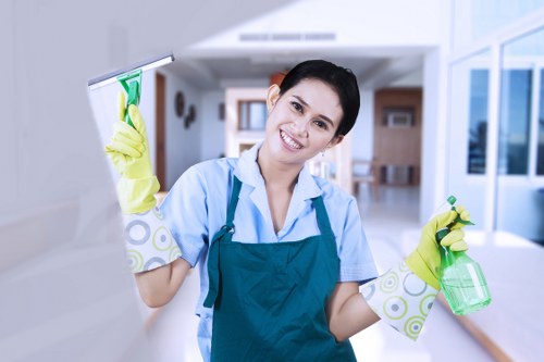 Local home cleaning support for families and renters in SE27